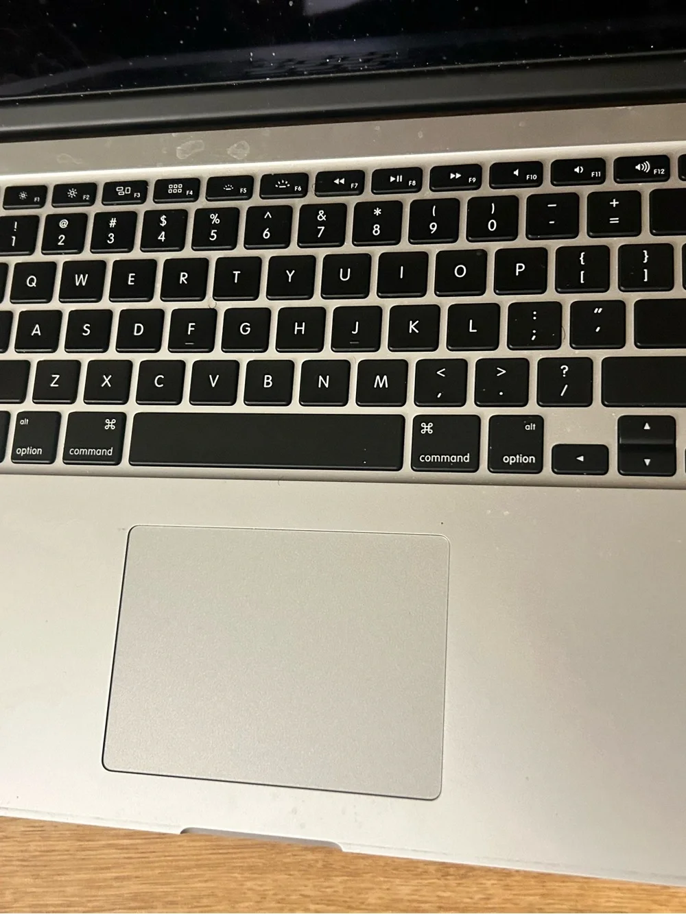Apple MacBook Pro Mid 2012 Silver | 256gb SSD | 8 Unified Mem | 15in Display